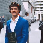 Laureato in Biologia con esperienza nei temi di educazione e assistenza compiti in privati